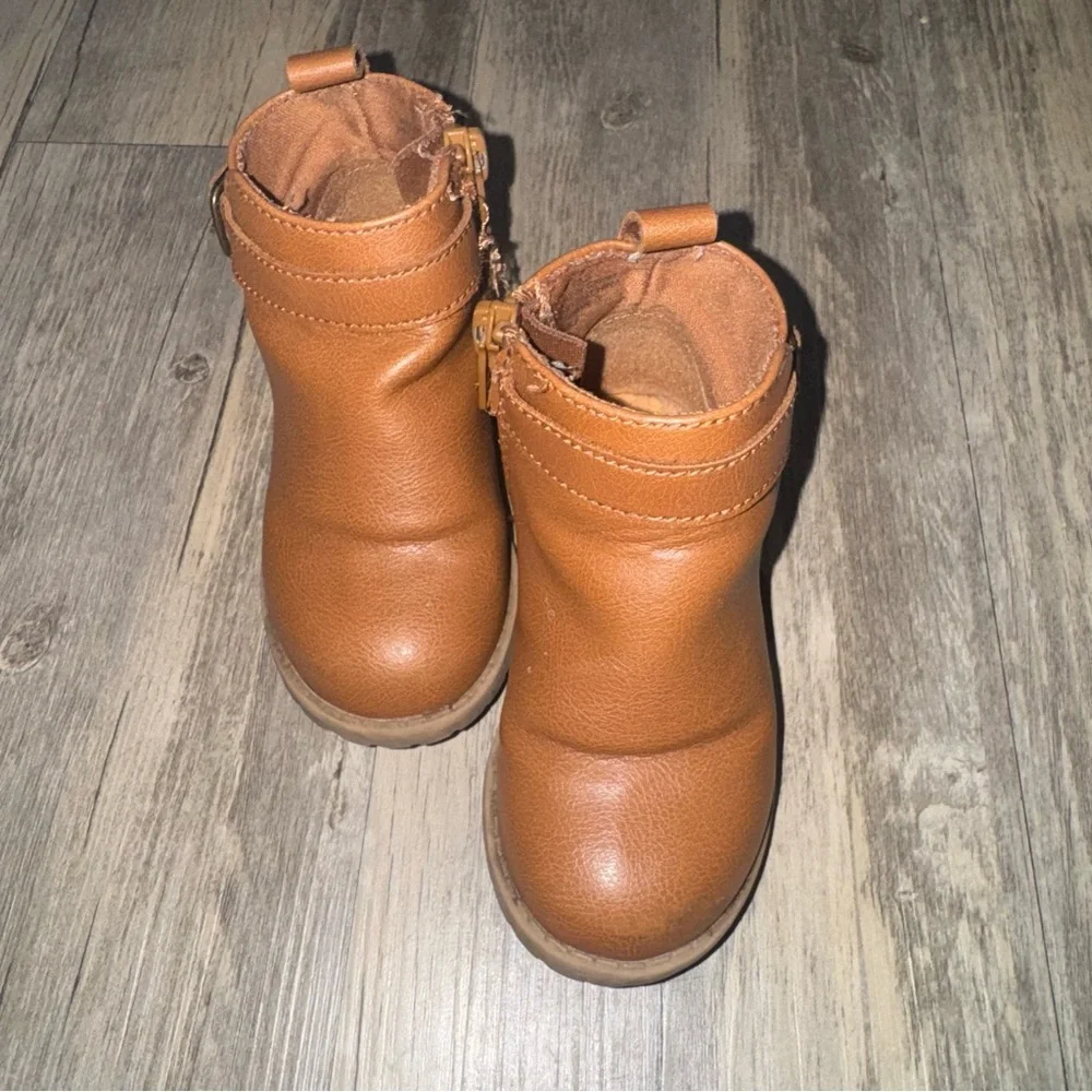 🎀3/$23🎀 Toddler Tan Buckle Booties